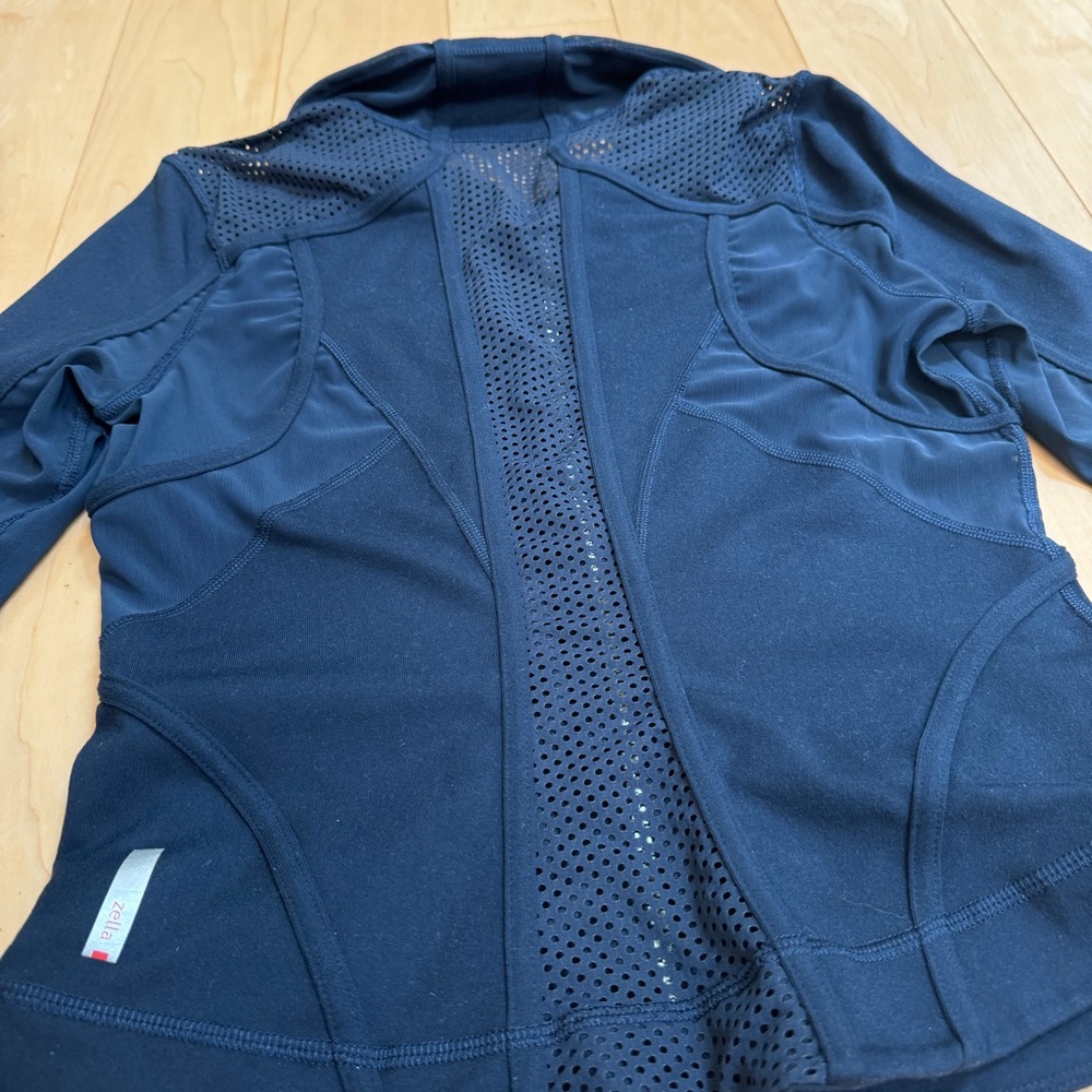 Zella Jacket - Picture 6 of 7